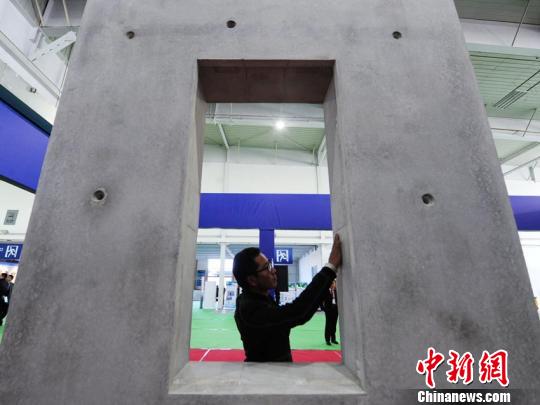 長(zhǎng)春筑博會(huì)聚焦裝配式建筑的發(fā)展 劉棟 攝 長(zhǎng)春筑博會(huì)聚焦裝配式建筑的發(fā)展 劉棟 攝